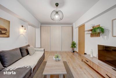 Apartament cu 3 camere semidecomandat, mobilat în Grivița