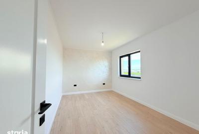 Casă cu 4 camere cu Teren 400 Mp în Miroslava - 6
