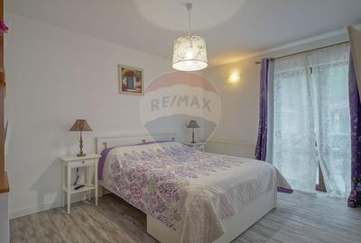 Proprietate cu stil la poalele muntelui - liniste si intimitate!