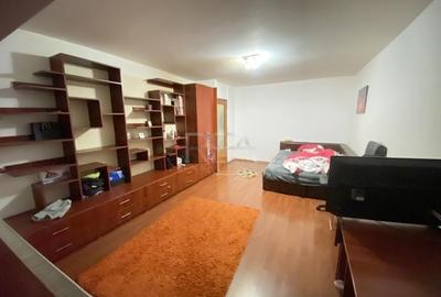 Garsonieră decomandată, mobilată în Trafic Greu - 1