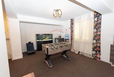 Vila cu curte de inchiriat- sector 1 - 5