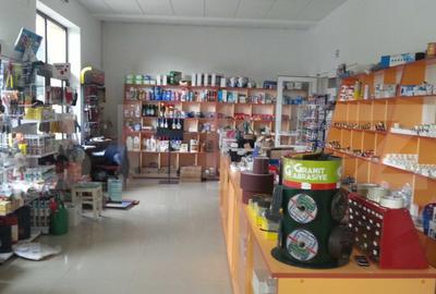 Spațiu comercial, de 1,200 mp, în Central - 3
