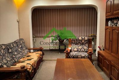 Apartament cu 3 camere decomandat în Republicii - 9