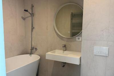 Apartament cu 3 camere semidecomandat în Central - 3
