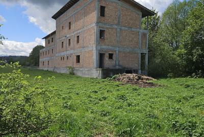 Casă cu 4 camere în Central - 4