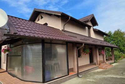 Casă cu 3 camere cu Canalizare în Căciulești - 10