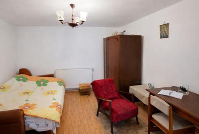Casă cu 4 camere cu Teren 209 Mp în Central - 8