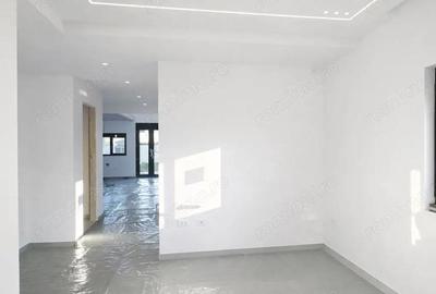 Casă cu 4 camere cu Teren 349 Mp în Dumbrăvița - 3