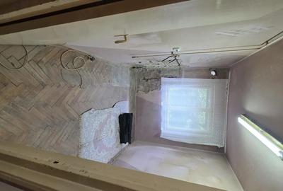 Apartament cu 4 camere semidecomandat în Petros - 2