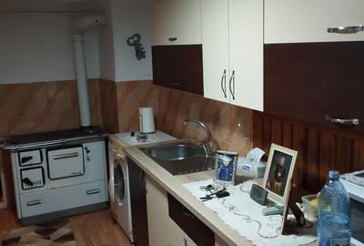 Casă cu 4 camere cu Teren 1200 Mp în Șeica Mare - 4