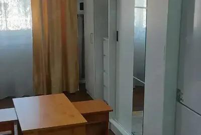 Garsonieră decomandată în Mioveni