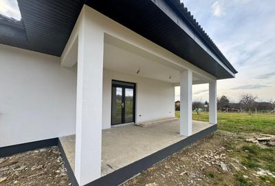 Casă cu 4 camere cu Teren 812 Mp în Satu Nou de Jos - 11