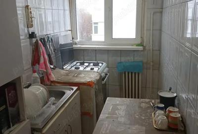 Apartament cu 2 camere nedecomandat în Mihai Bravu - 1