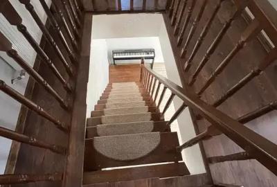 Casă cu 4 camere cu Canalizare în Galata - 2