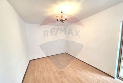 Casa de vanzare pretabila locuinta sau afacere | 13 Septe... - 1