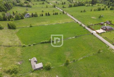 Teren de 1000 mp, în Mănăstirea Humorului - 2