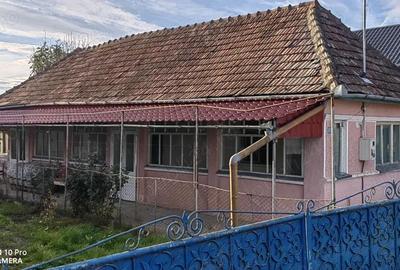 Casă cu 2 camere cu Teren 12400 Mp în Dătășeni - 2