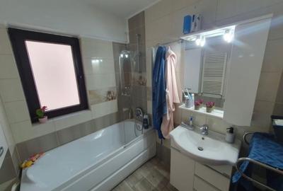 Apartament cu 3 camere decomandat în Păcurari - 4