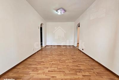 Apartament cu 4 camere decomandat în Micro 39