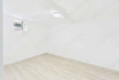 Casă cu 3 camere cu Teren 1438 Mp în Turnu - 3