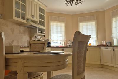 Vila Tip Duplex, 8 Camere, Teren 1100 Mp, Finisajele de Lux - 25