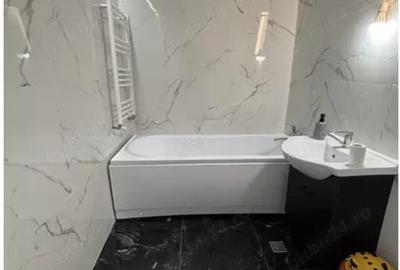 Apartament cu 3 camere,zona D-va Nord