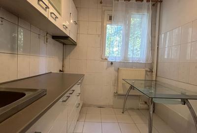 Titan 3 Camere Bloc Tip H  Caramida Reabilitat5 Min Metrou Titan 2 Min IOR 2 Bai - 2
