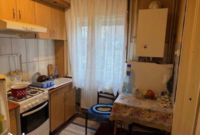 Apartament cu 3 camere în Micro 15 - 5