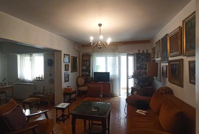 Apartament cu 4 camere în Lacul Tei - 1
