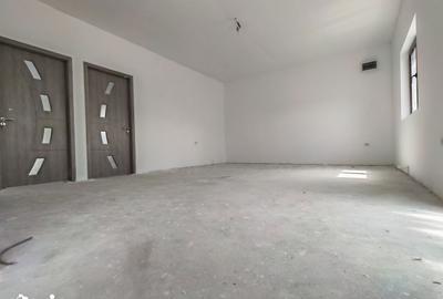 Casă cu 4 camere cu Teren 300 Mp în Lumina - 3
