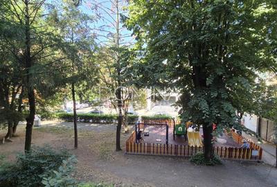 Apartament cu 2 camere semidecomandat în Primăverii