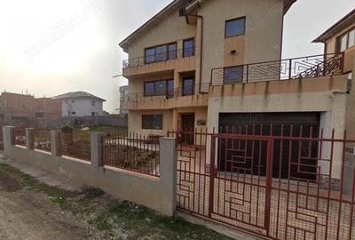 Inchiriez vila 300 mp strada Odesa 14 Constanta - 1