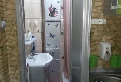 Garsonieră semidecomandată în Micro 14 - 2