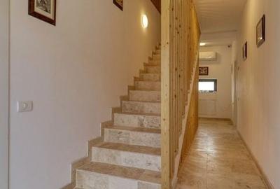 Vilă individuală- P+1+M | 19 camere | 400 mp utili/ 8 parcari - 9