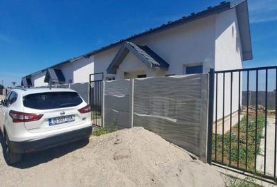 Casă cu 4 camere cu Teren 237 Mp în Central