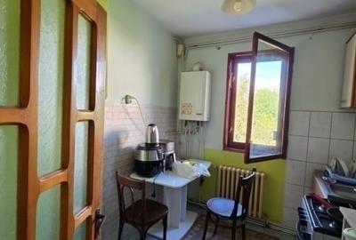 Tudor Vladimirescu-Bucsinescu- 2 Camere  Decomandat 50mp - 2