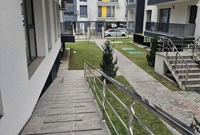Apartament cu 3 camere semidecomandat în Titan - 4