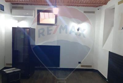 Spa?iu de birouri/comercial - parter+demisol /P+E+M, 360... - 1