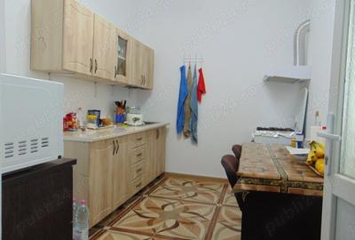 Spațiu comercial, de 262 mp, în Central - 9