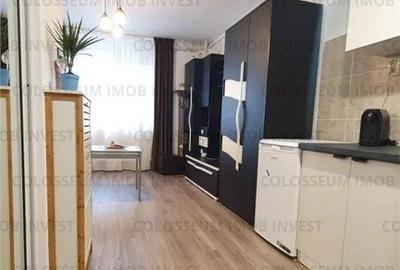 COLOSSEUM: Garsoniera mobilata utilata renovata Piata Tractorul - 4