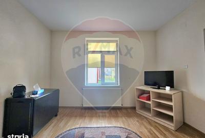 Casă cu 4 camere cu Teren 371 Mp în Universitate - 6