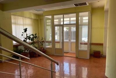 Cladire birouri P 2, 110mp/nivel, zona Centrala - 2