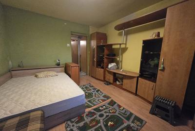 Garsoniera dubla 30mp centrala -Auchan Titan, Bd. 1 Decembrie - 9