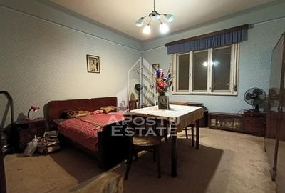 Casa alipita cu teren, necesita renovari, situata in zona Freidorf. - 2