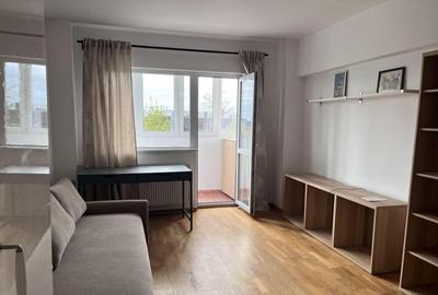 Apartament cu 2 camere semidecomandat, mobilat în Olteniței