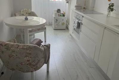 Apartament cu 2 camere in zona Micro 16 - 5