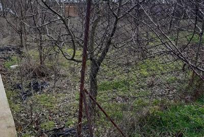 Casă cu 4 camere în Izvoarele - 1