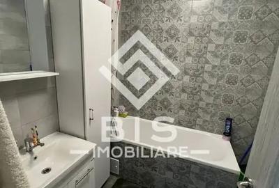 Apartament de vanzare 3 camere - zona ISU - 10
