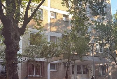 Garsoniera petre ispirescu sebastian 10 minute de metrou unirii proprietar comision 0 Garsoniera petre ispirescu sebastian 10 minute de metrou unirii proprietar comision 0 - 7