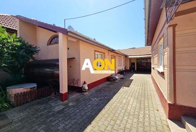 Casa cu 2 corpuri de cladire, 744 mp teren, toate utilitatile, Micesti - 2